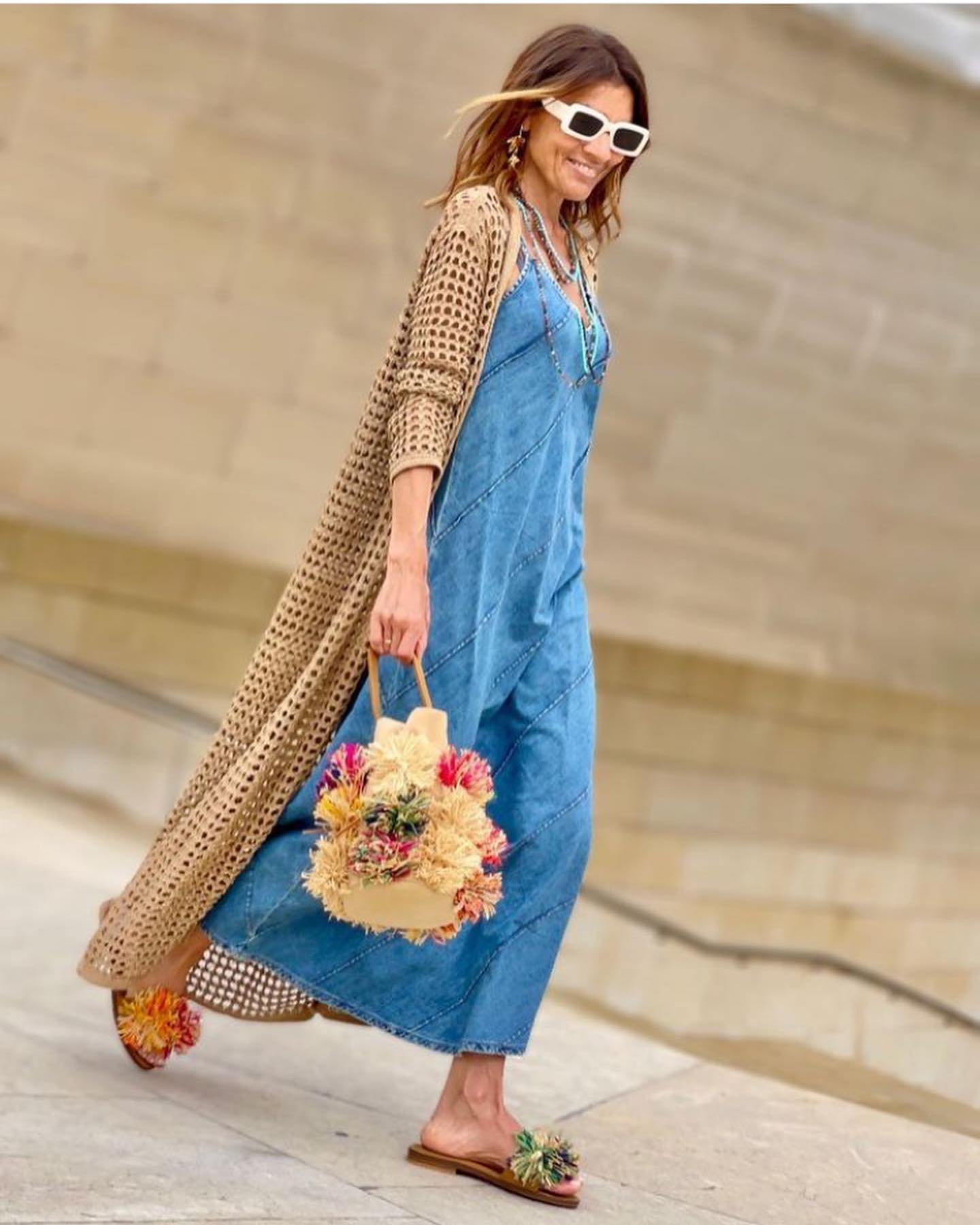 Lalim - bag with handmade raffia flowers