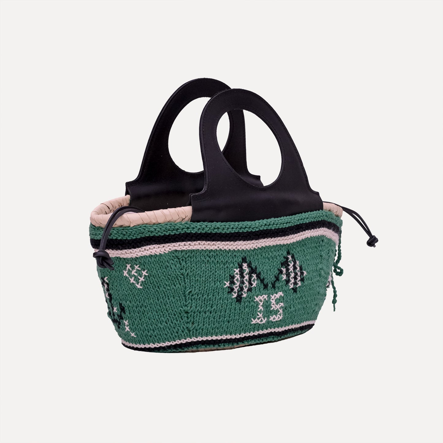 Caxinas - mini embroidered basket in green