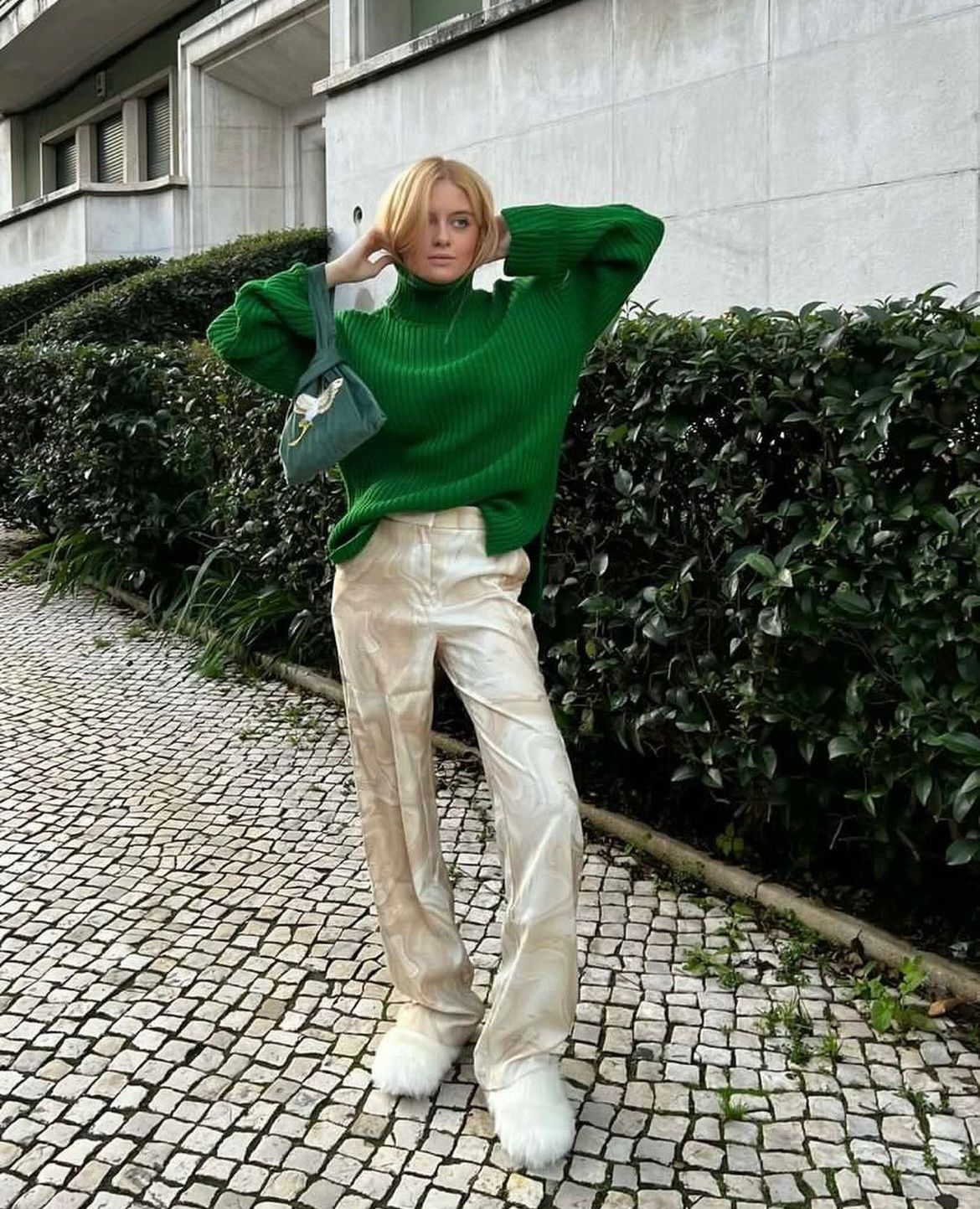 Covelinhas - mules with faux fur in white