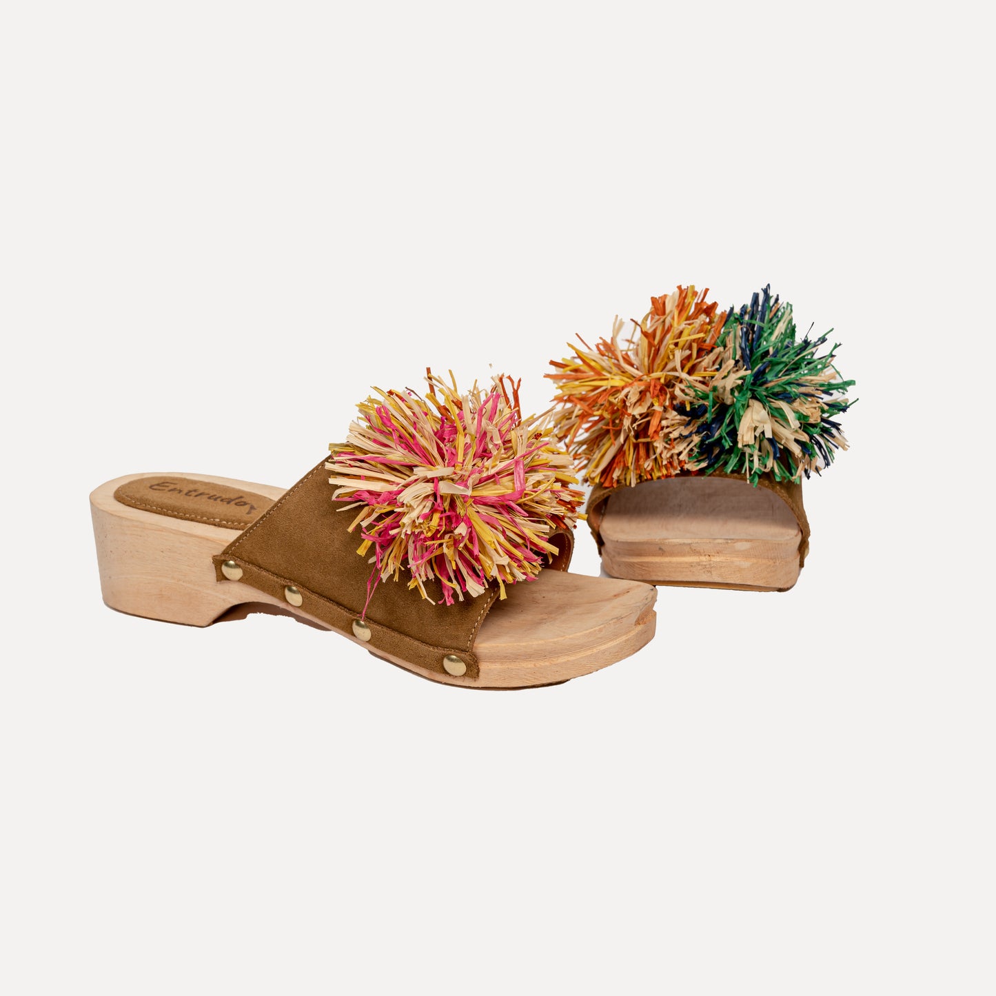 Lalim - Clogs with handmade raffia flowers