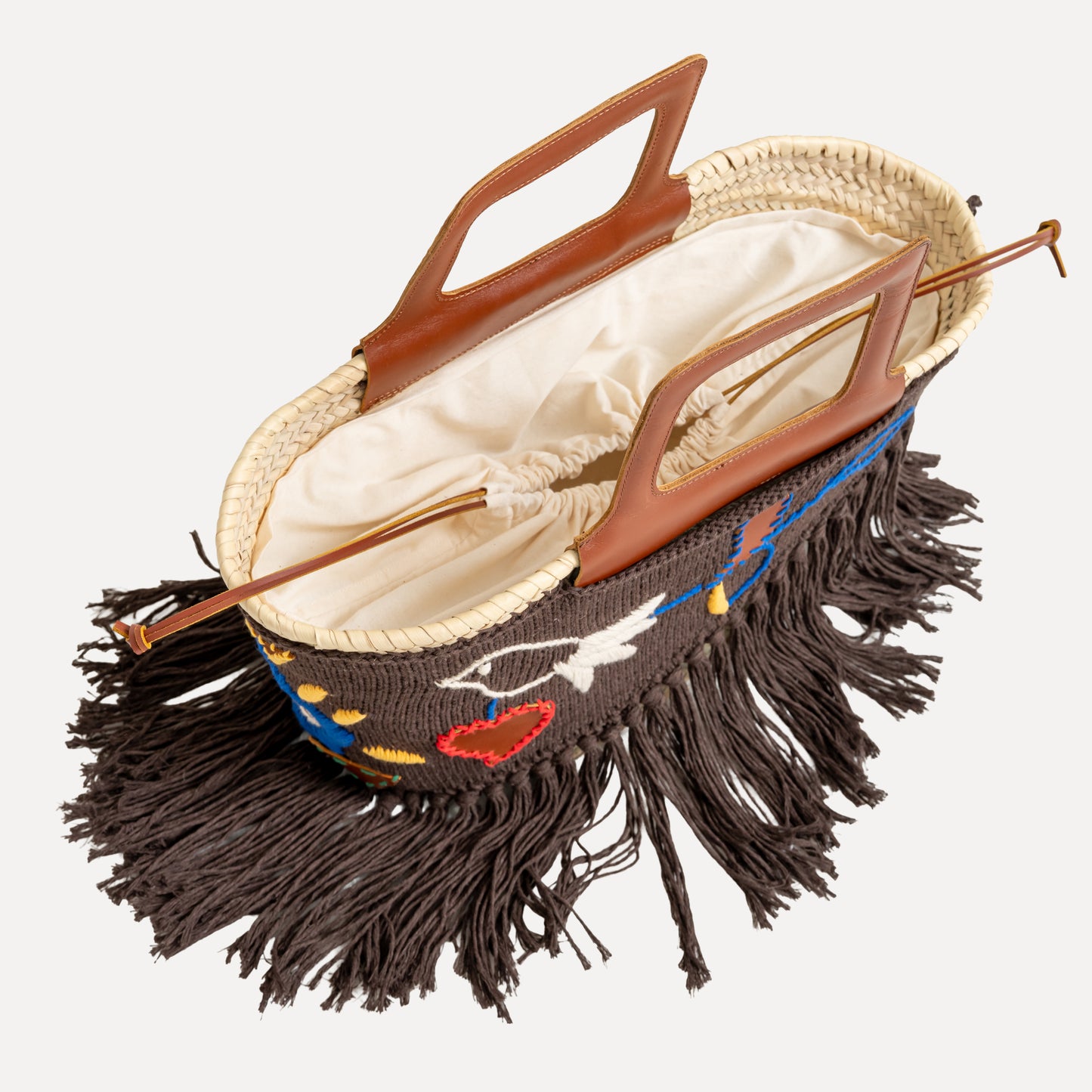 Viana - embroidered basket in chocolate