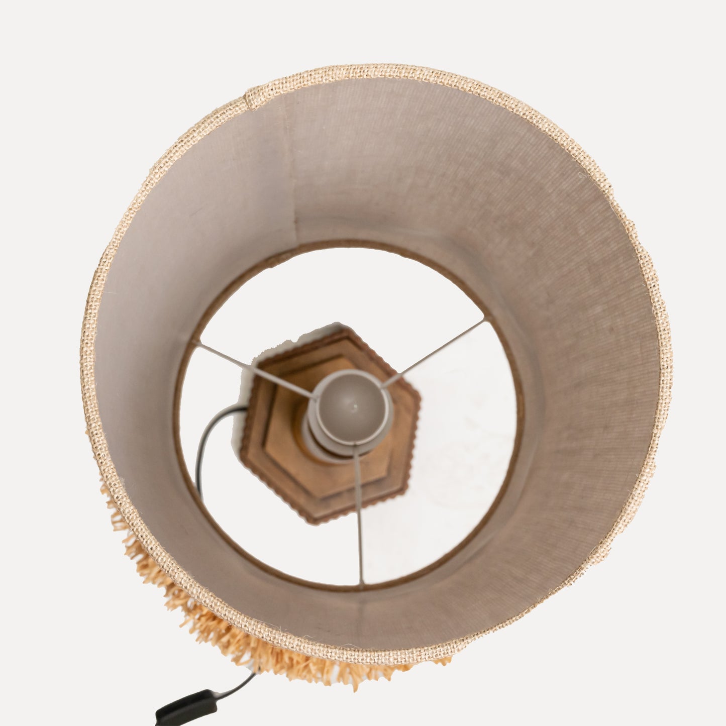 Larinho - jute lamp shade with natural raffia