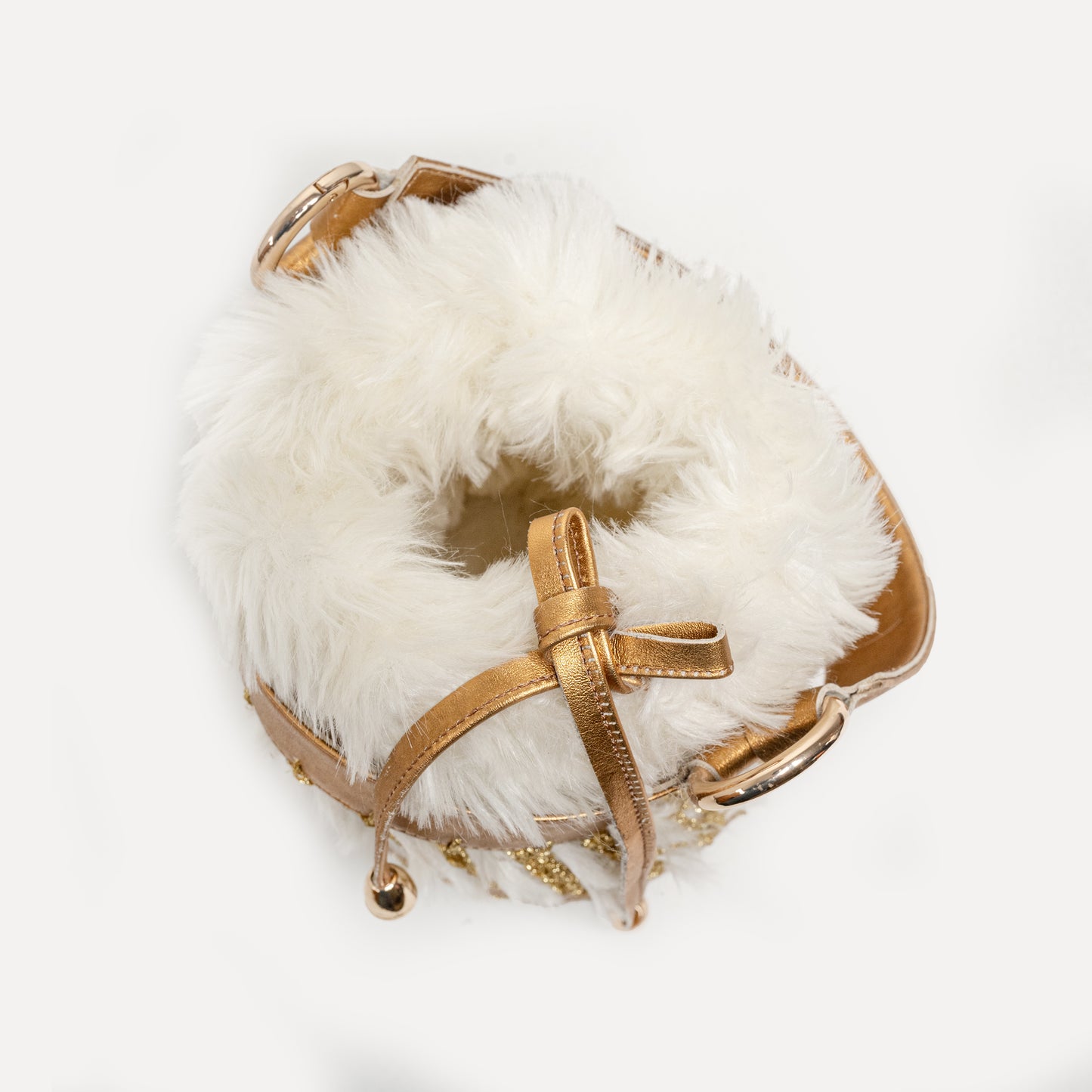 Covelinhas - bag in leather and crochet in bronze and white faux fur