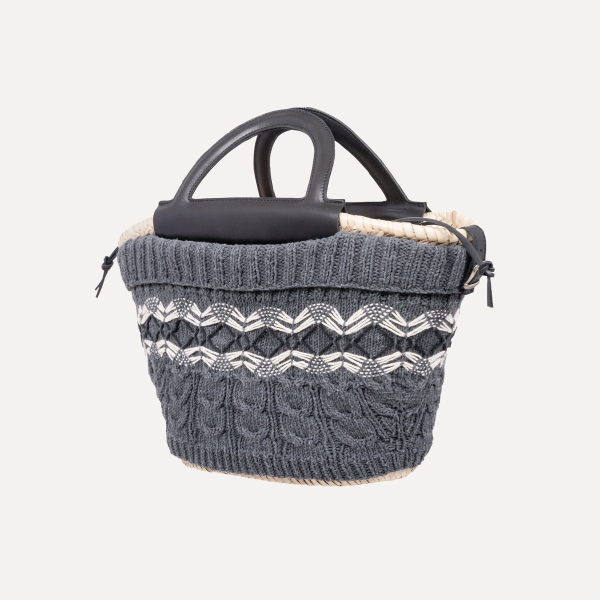 Bornes - handknitted basket in dark grey