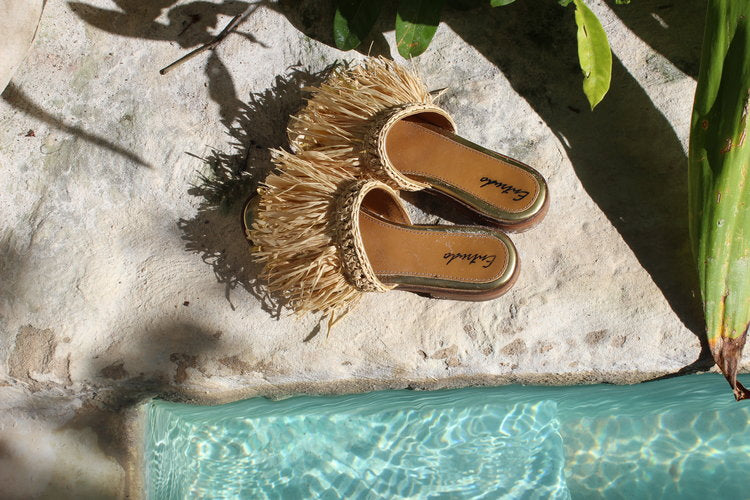 Cambres - raffia sliders in golden