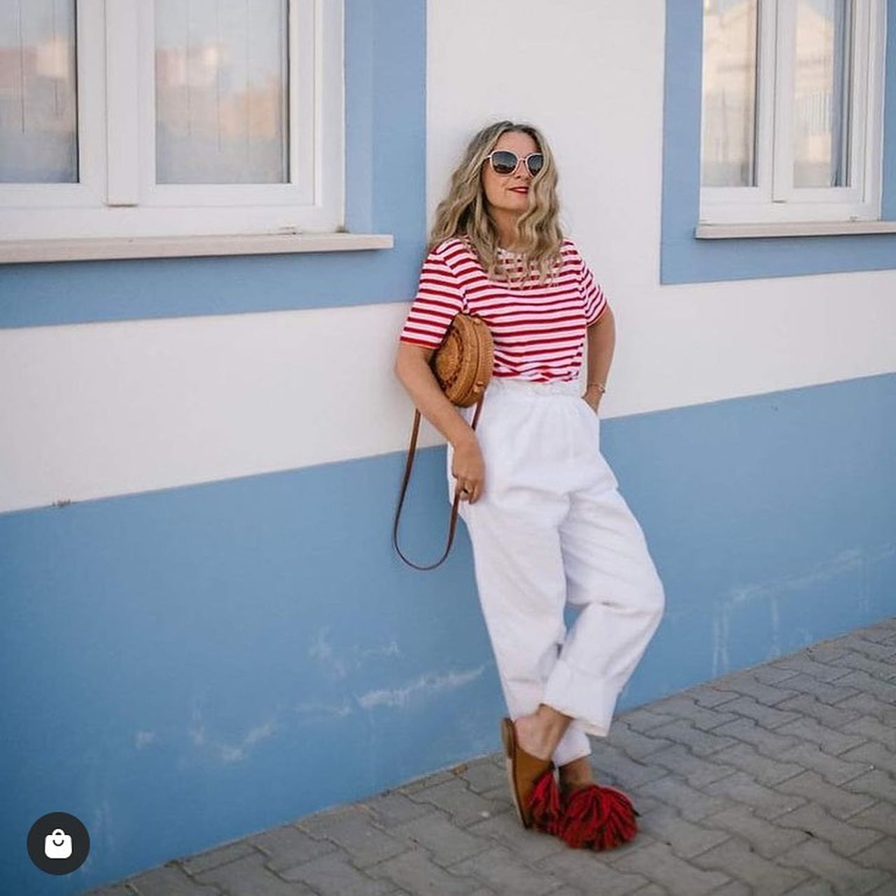 Burgas - mules with handmade wool fringes in pink