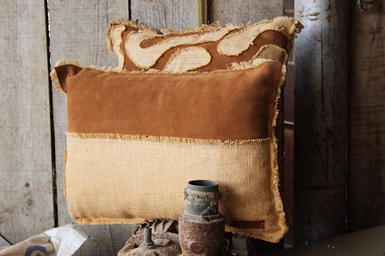 Chama - cushion with jute and leather patchwork