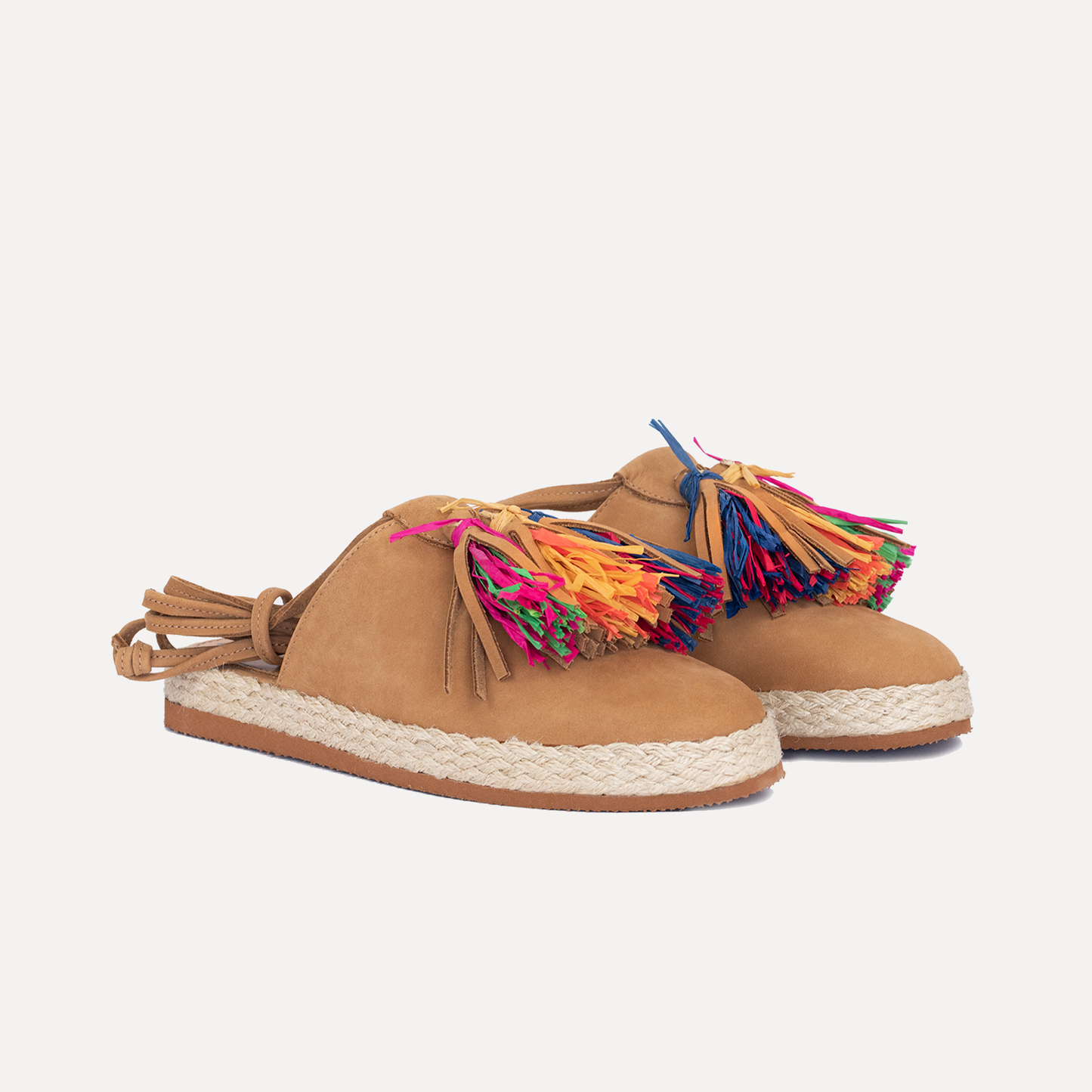 Baçal - espadrilles with handmade raffia applications in camel