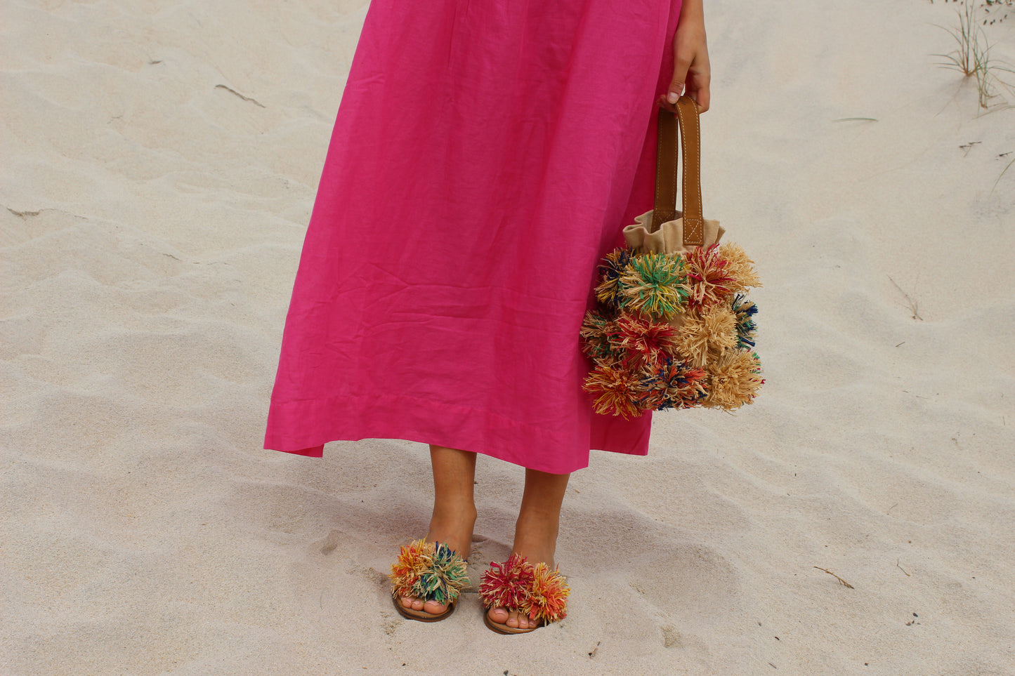 Lalim - sliders with handmade raffia flowers