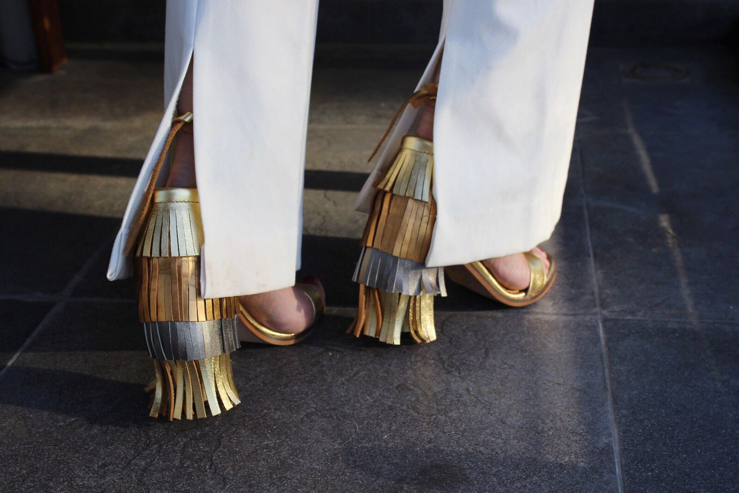 Lazarim - high heel sandals with fringes in gold and bronze