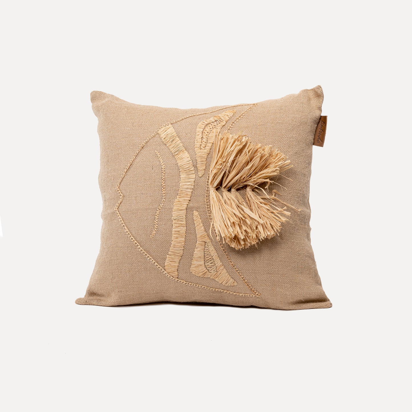 Larinho - jute cushion embroidered with natural raffia