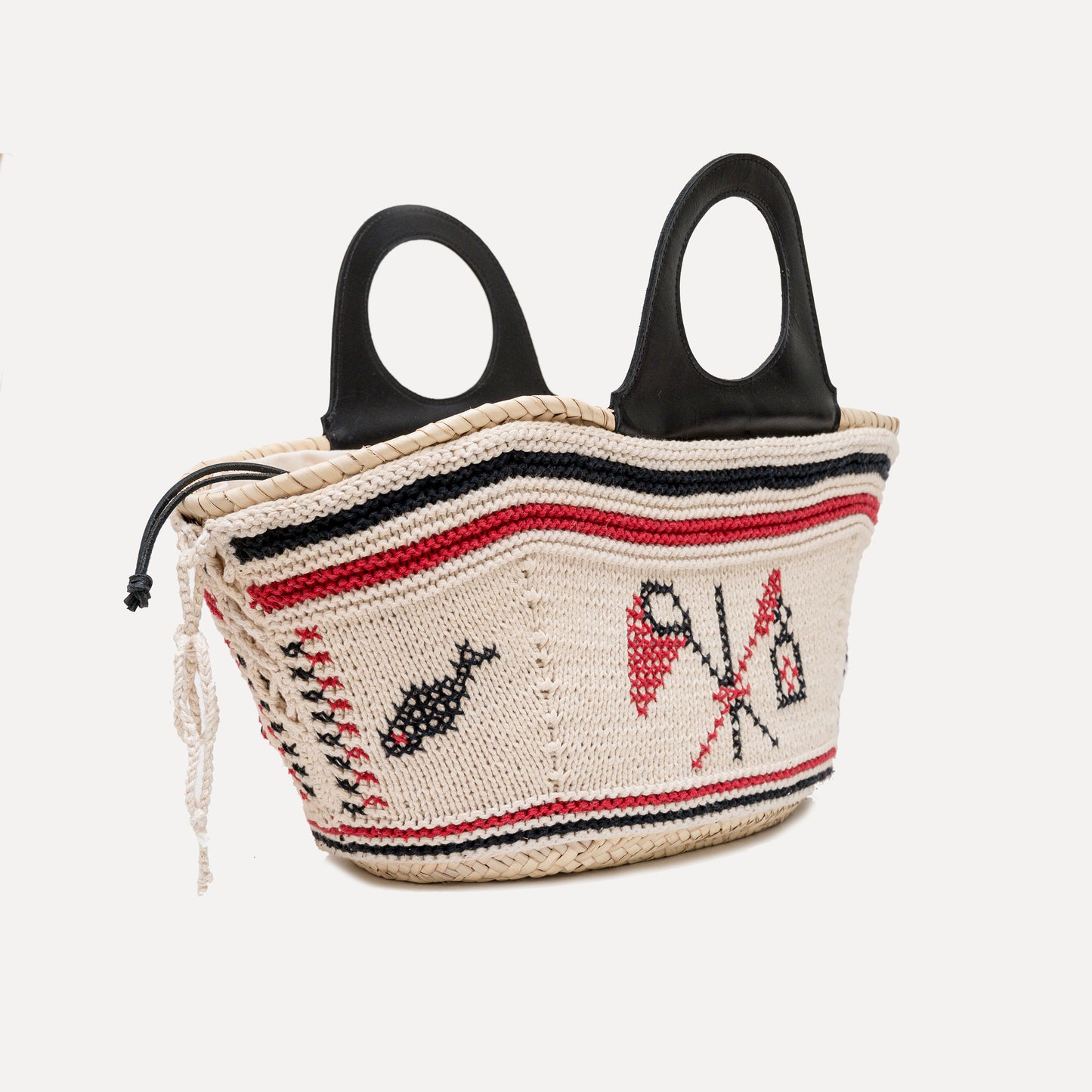 Póvoa - embroidered basket in cream