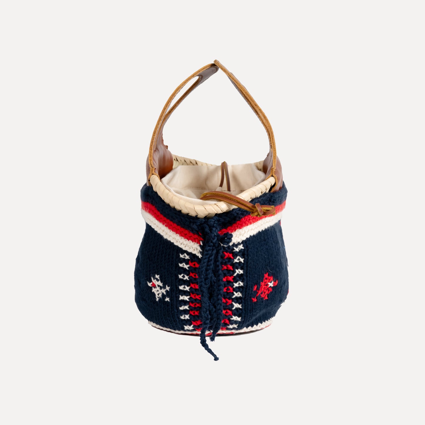 Caxinas - mini embroidered basket in navy