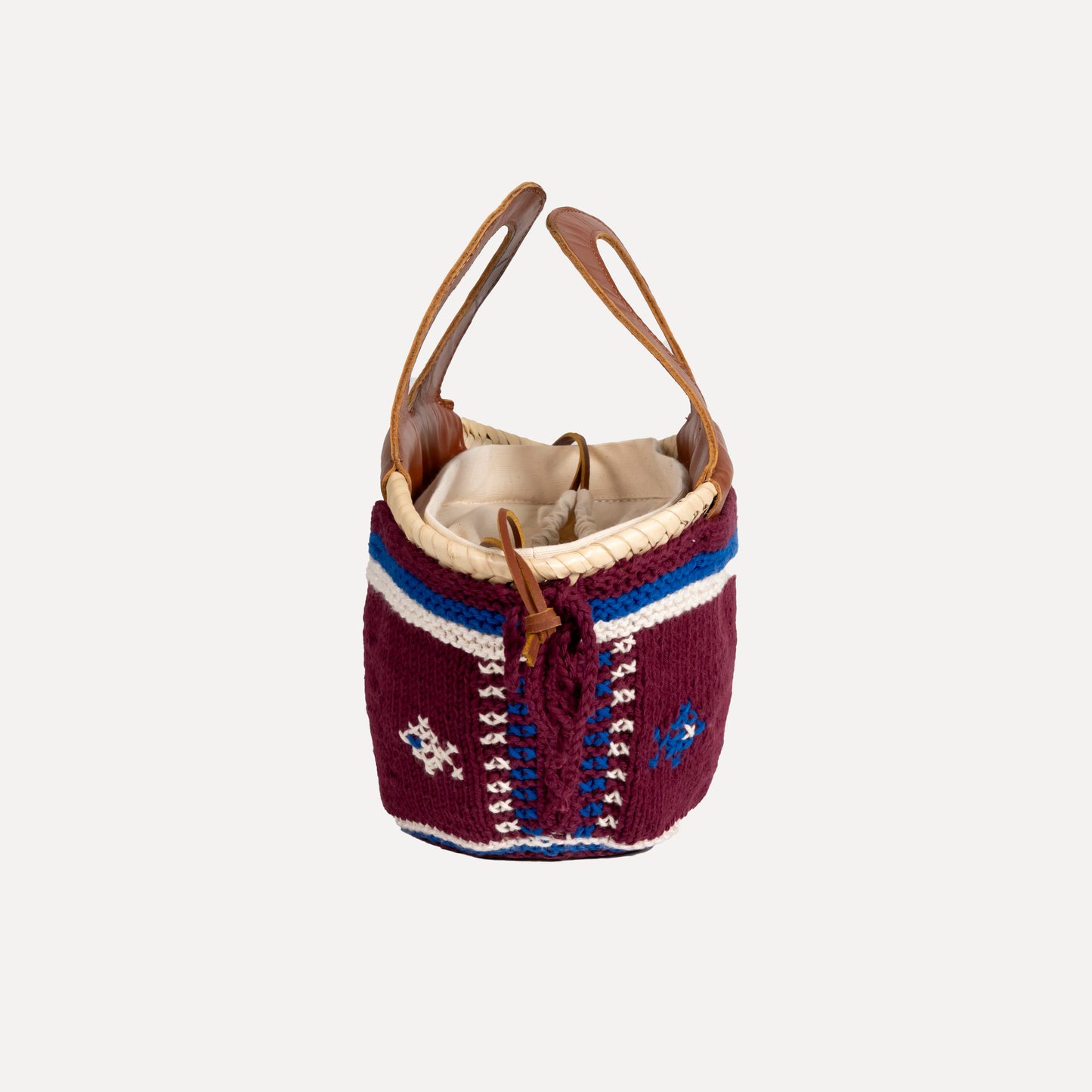 Caxinas - mini embroidered basket in burgundy