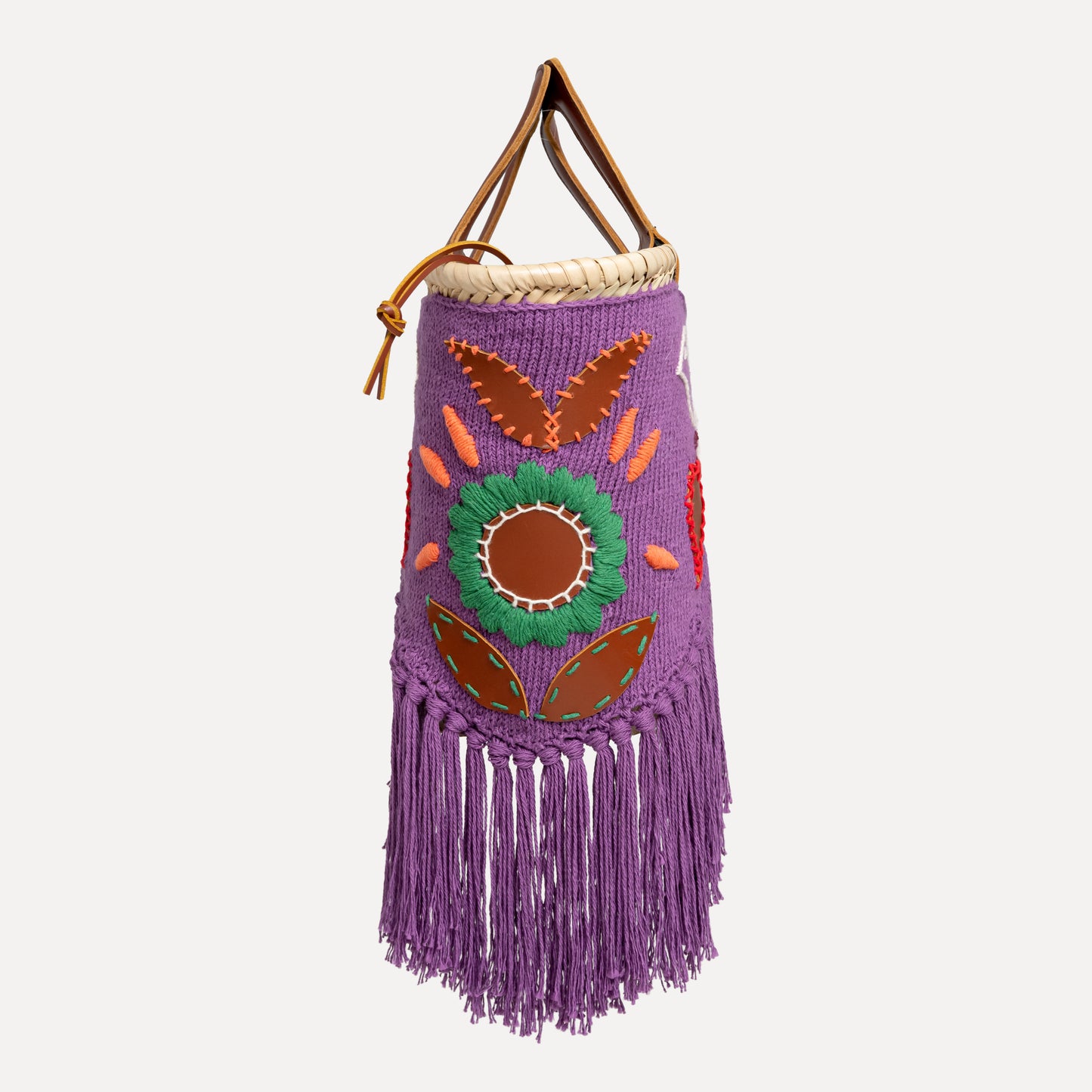 Viana - embroidered basket in purple