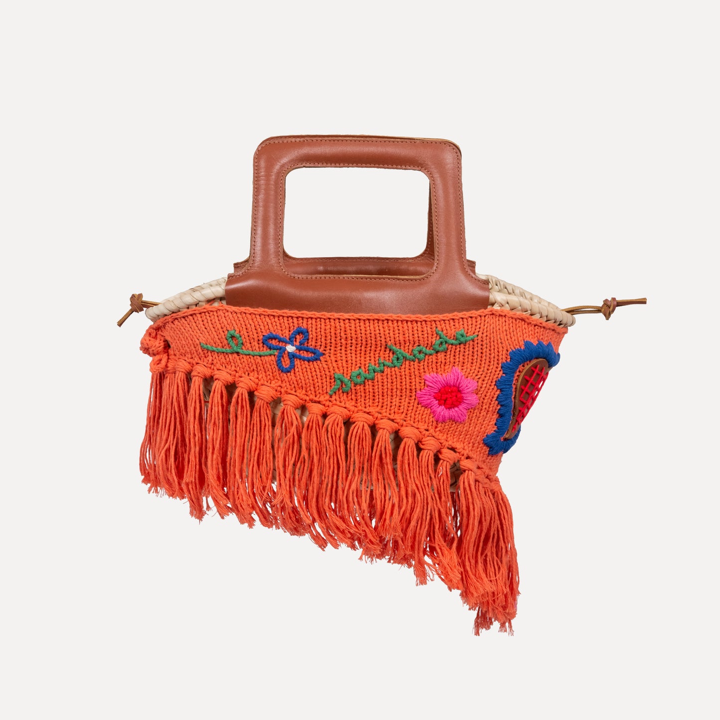 Minho - embroidered basket in chocolate