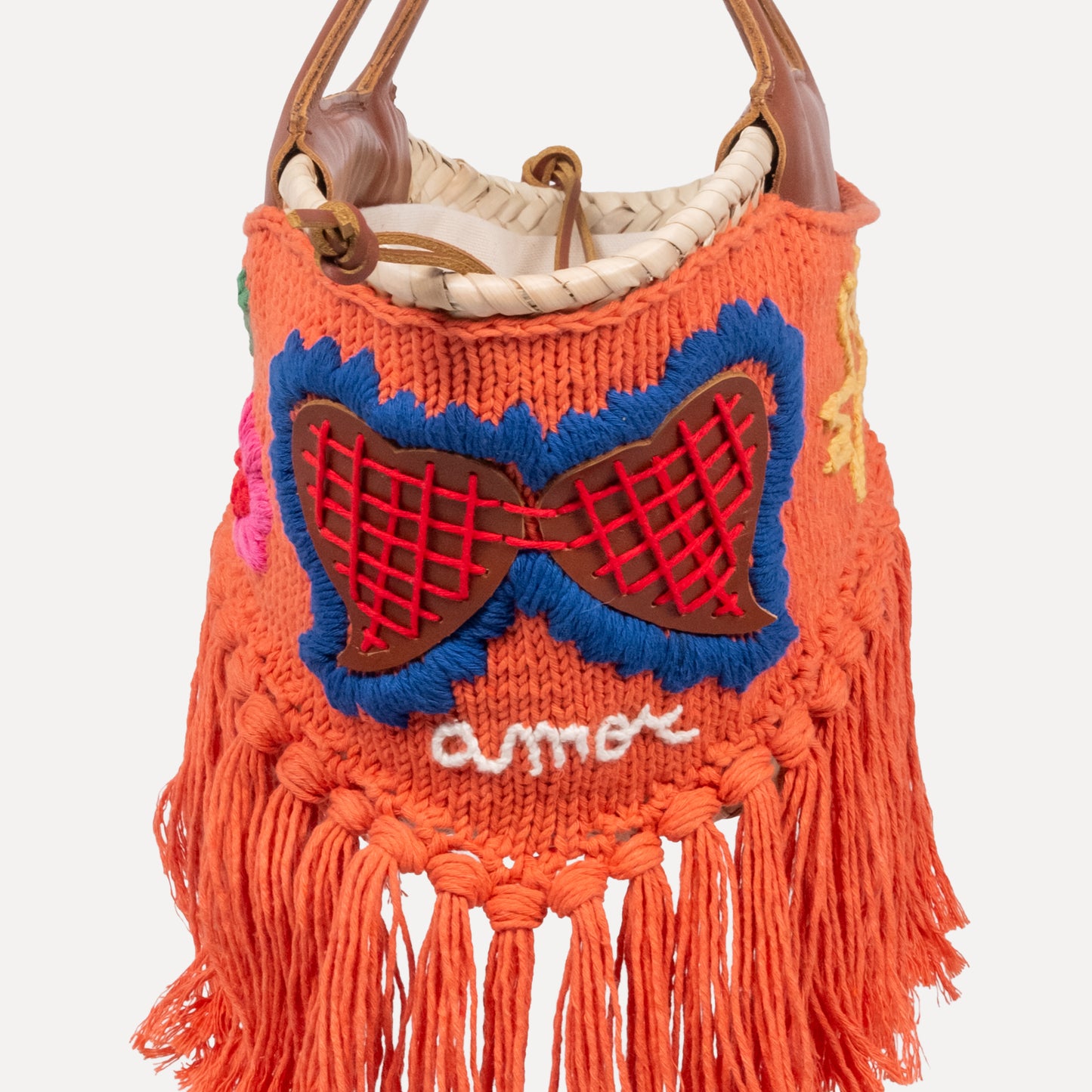 Minho - embroidered basket in orange