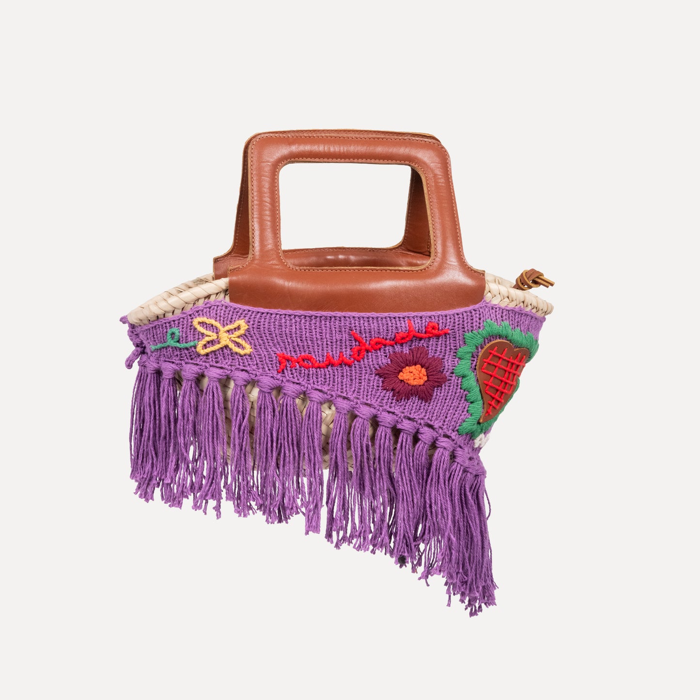 Minho - embroidered basket in orange