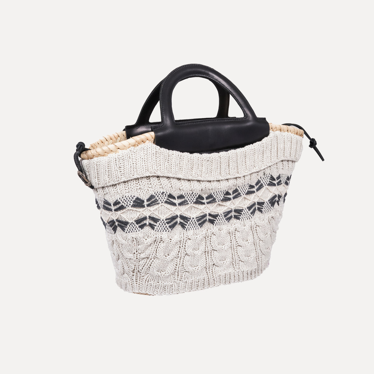 Bornes - handknitted basket in light grey