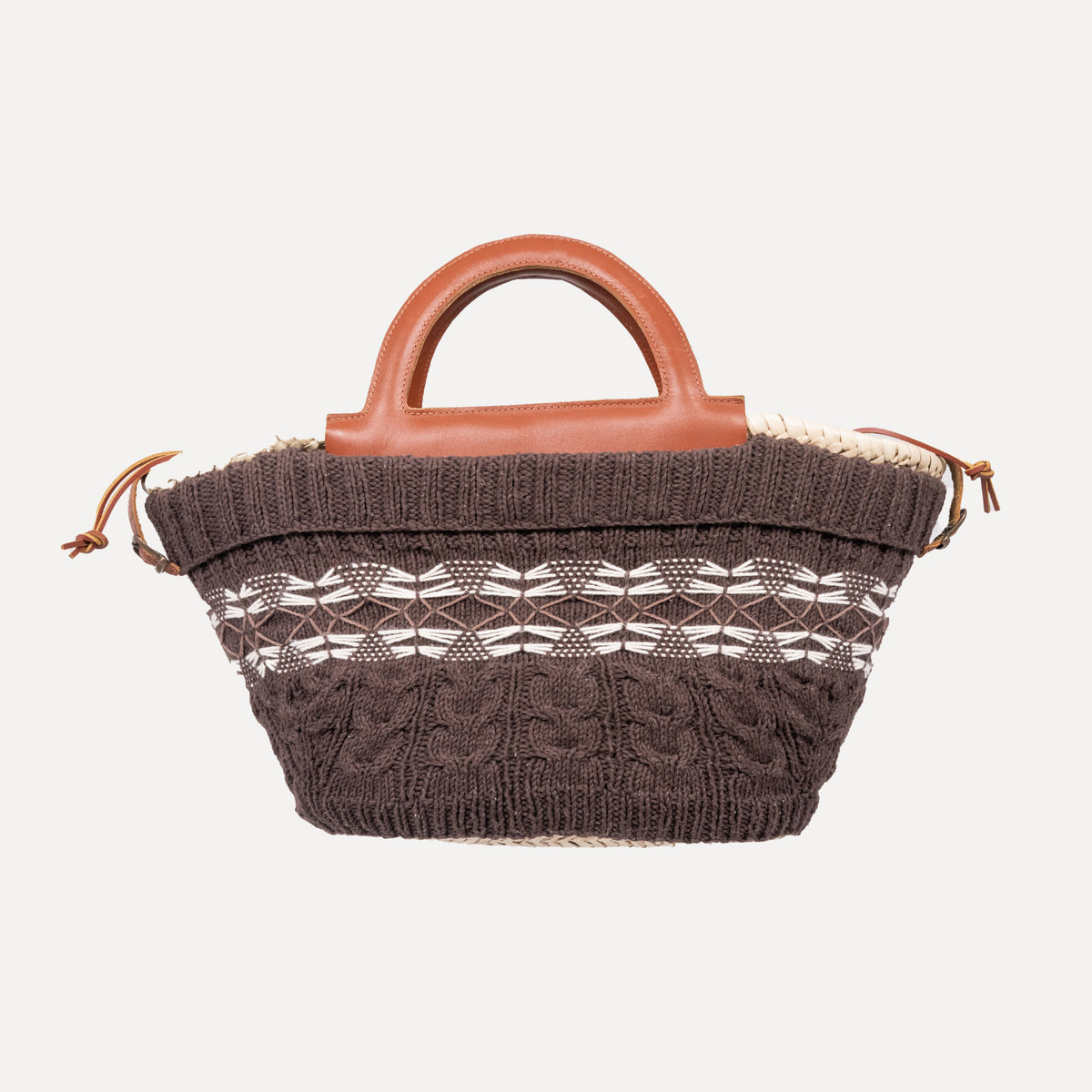 Bornes - handknitted basket in dark brown