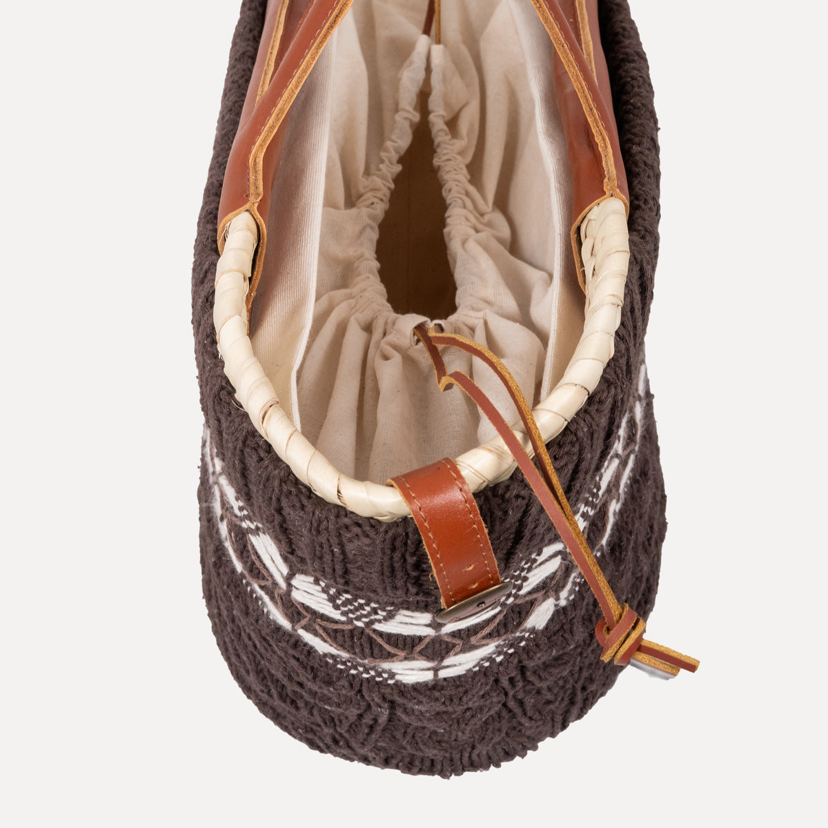 Bornes - handknitted basket in dark brown