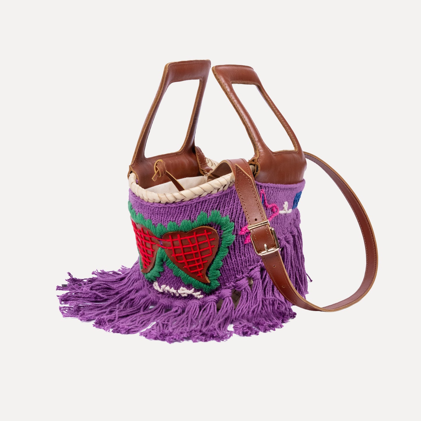 Minho - embroidered basket in purple
