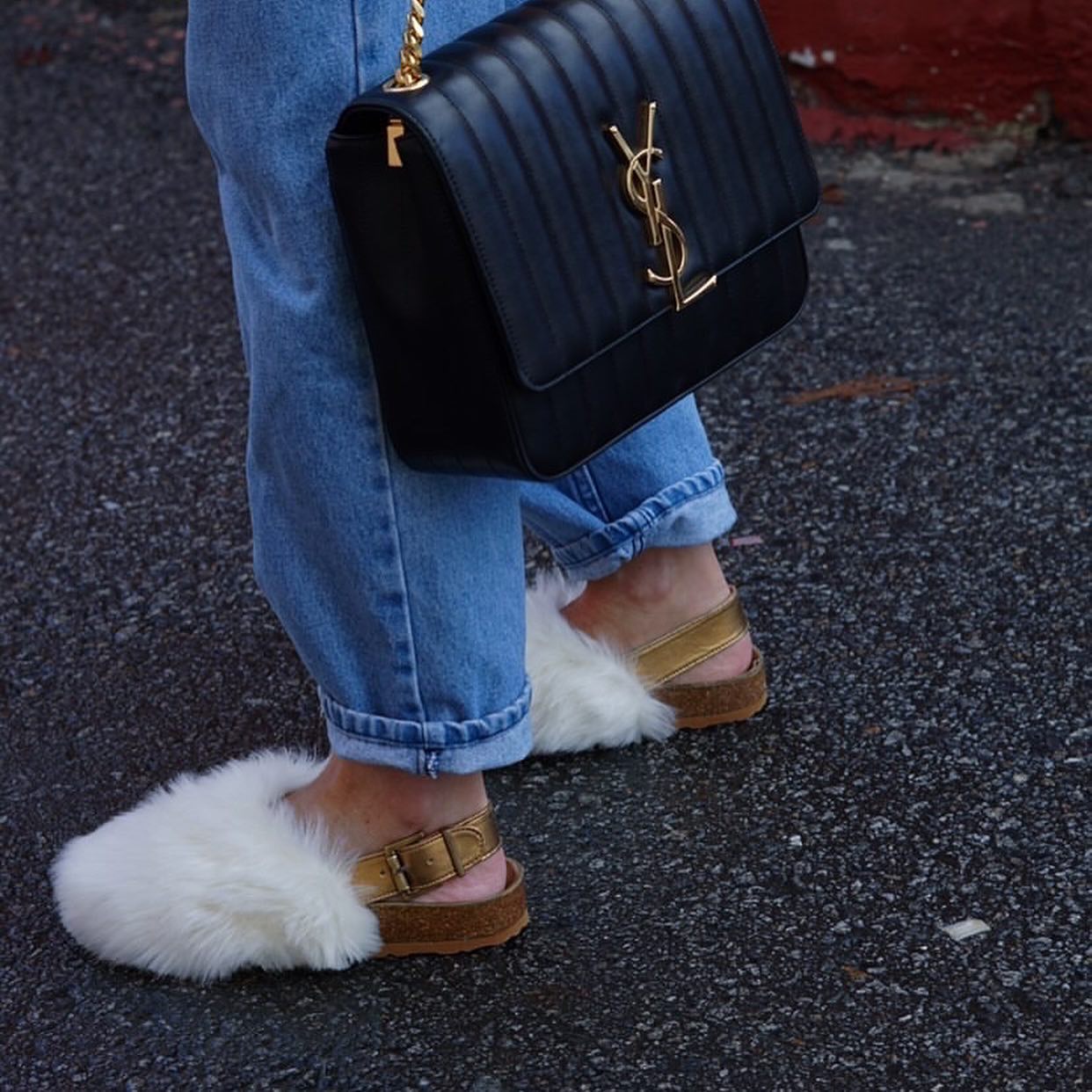 Covelinhas - mules with faux fur in white