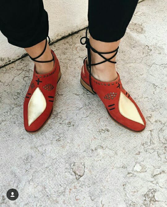 Careto - handpainted shoes with lace in red