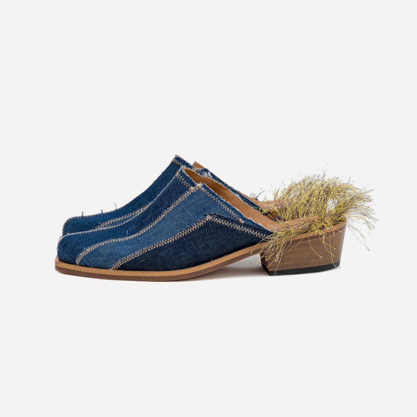 Penude - denim mules with colored thread on the heel