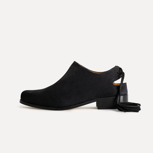 Careto - shoes with lace in black
