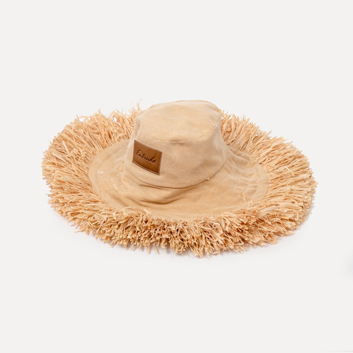 Lalim - hat in recycled canvas and natural raffia